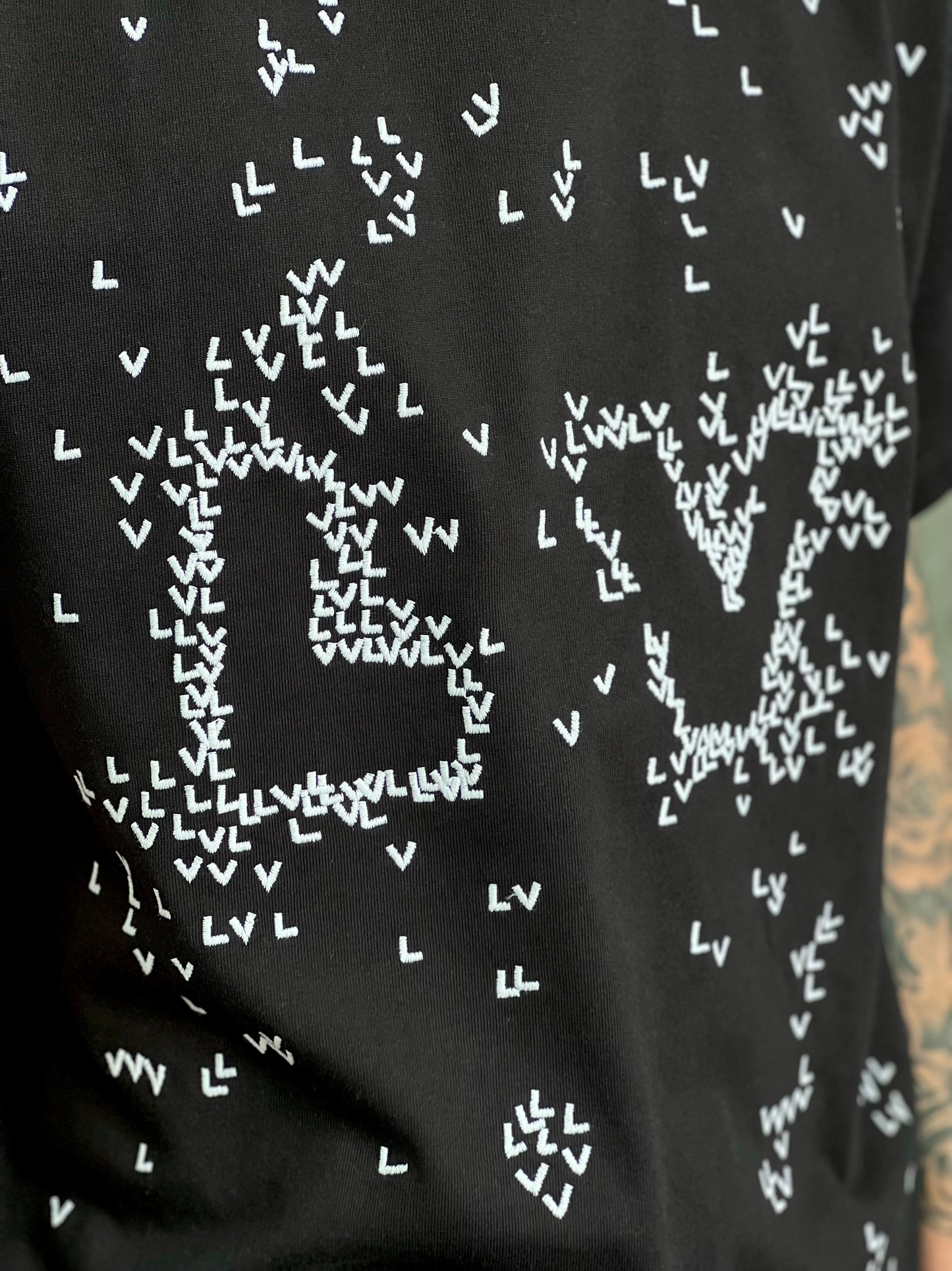 LOUIS VUITTON FULL LV LOGO EMBROIDERED