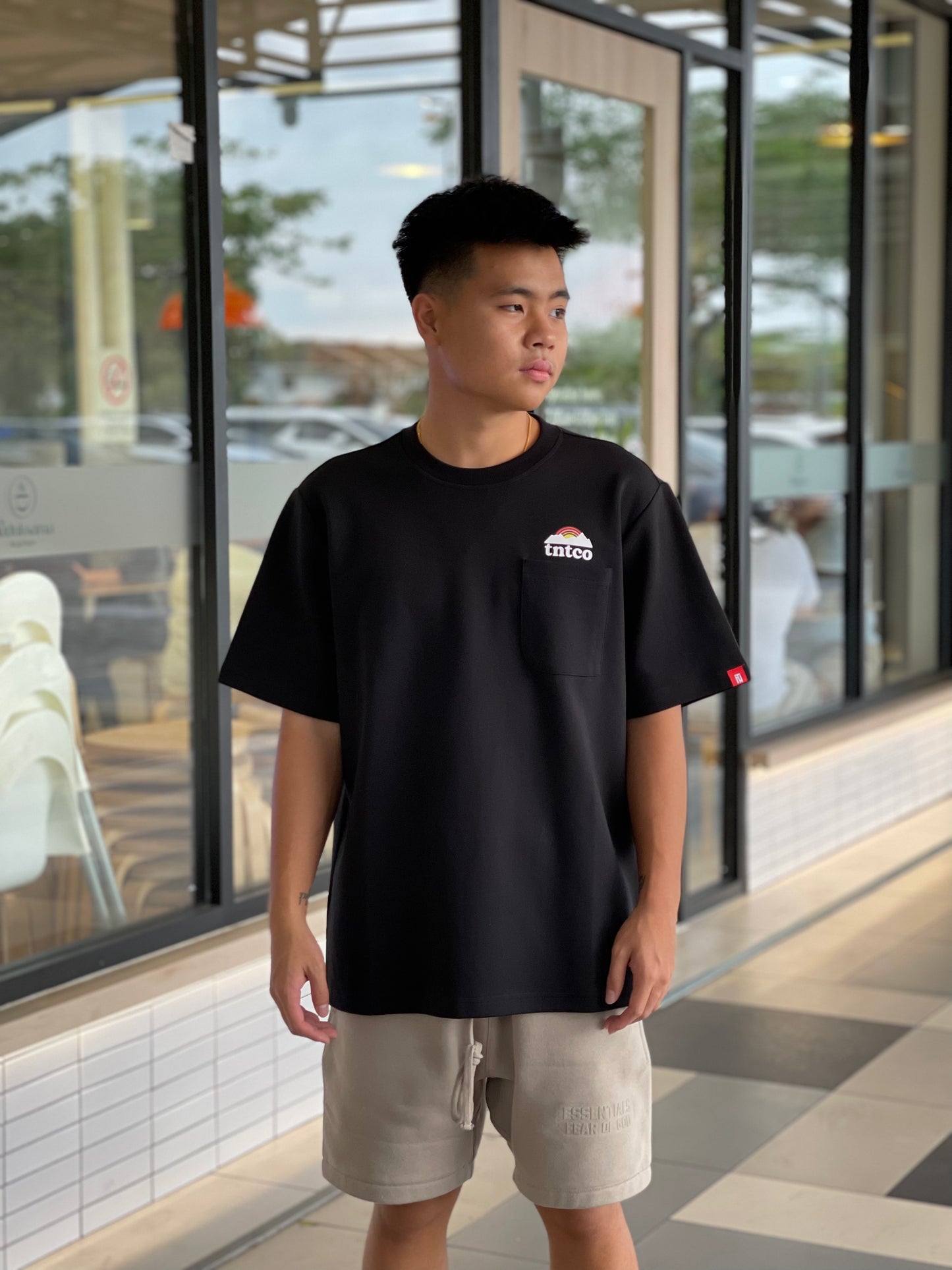 TNTCO MOUNTAIN LOGO POCKET