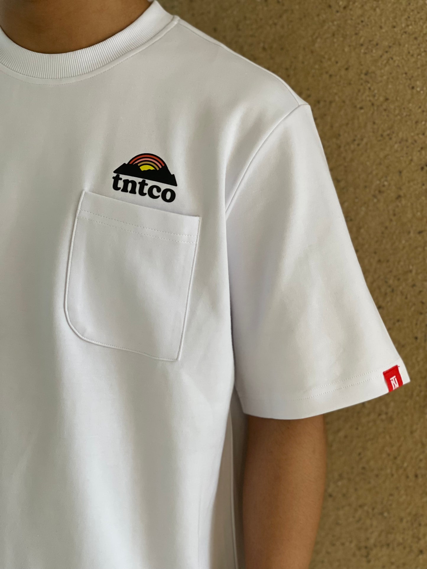 TNTCO MOUNTAIN LOGO POCKET