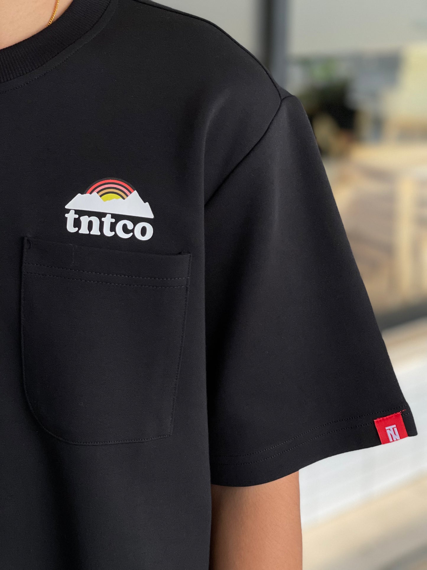 TNTCO MOUNTAIN LOGO POCKET