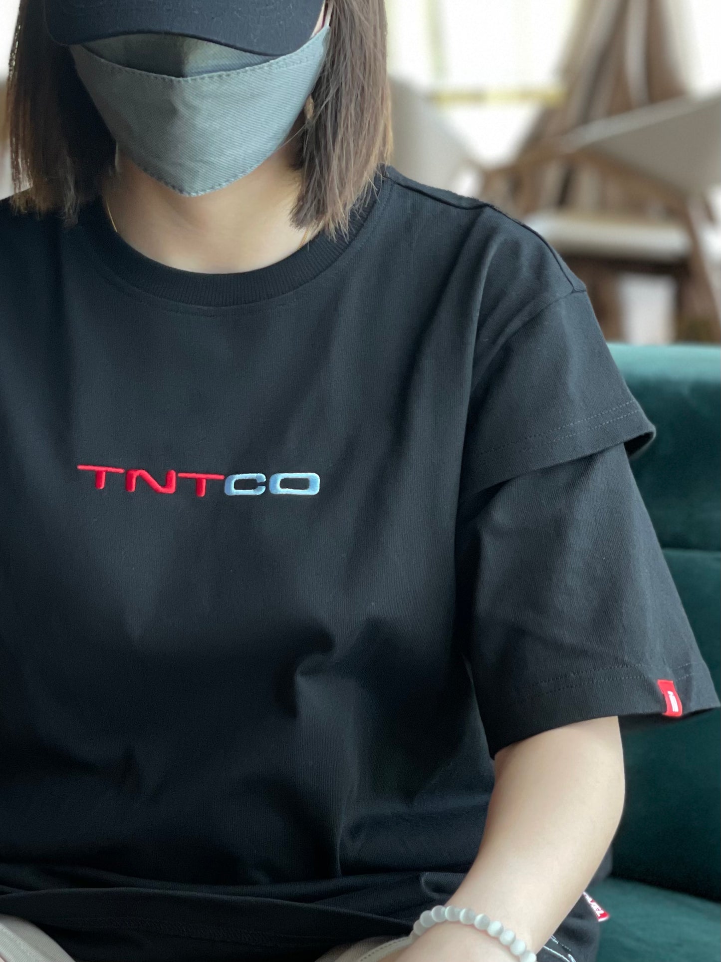 TNTCO SCOTT POSE TEE