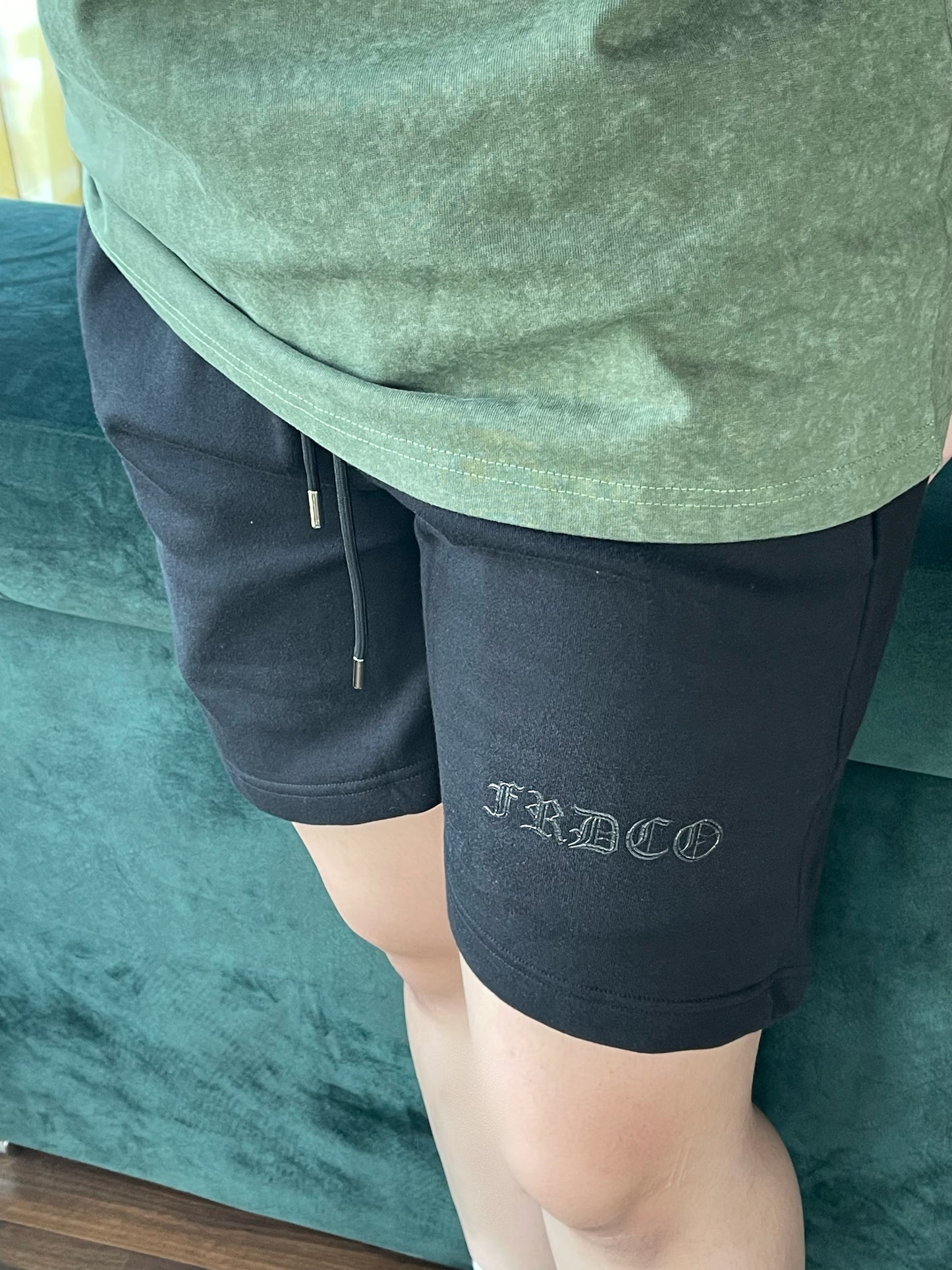 FRDCO ESSENTIAL STONED LOGO PANTS