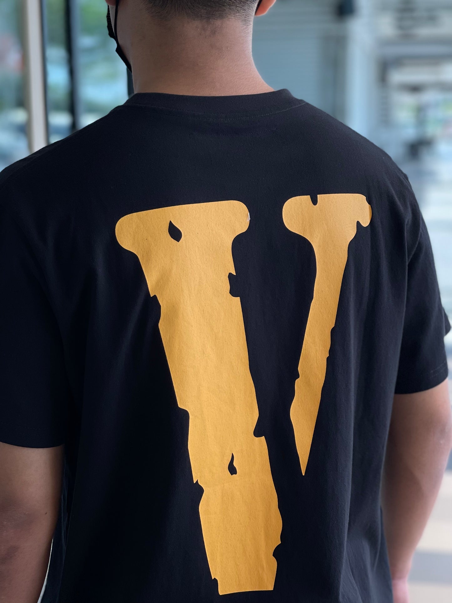 VLONE ORANGE LOGO TEE