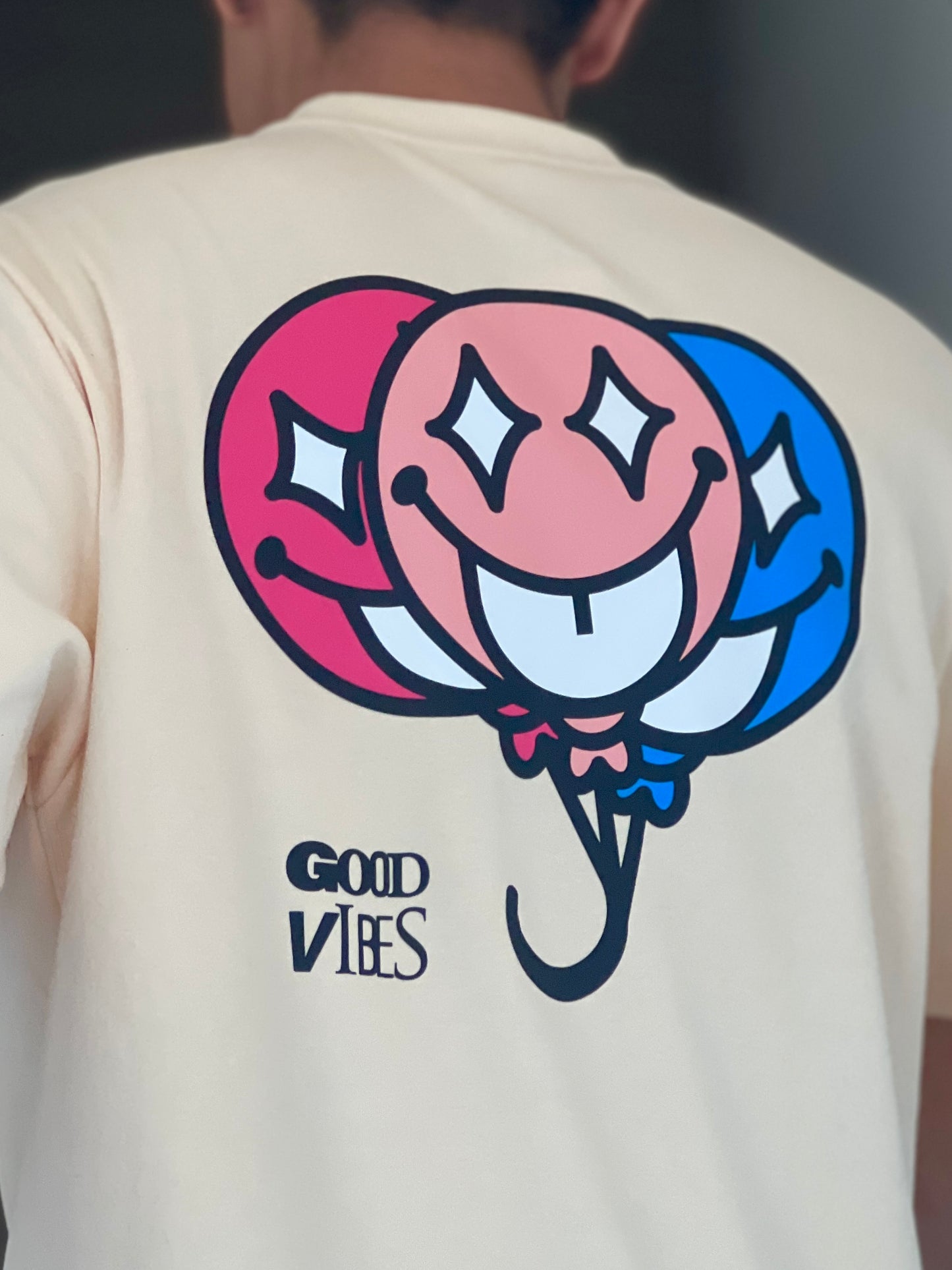 GOOD VIBES BALLOON GROUP TEE