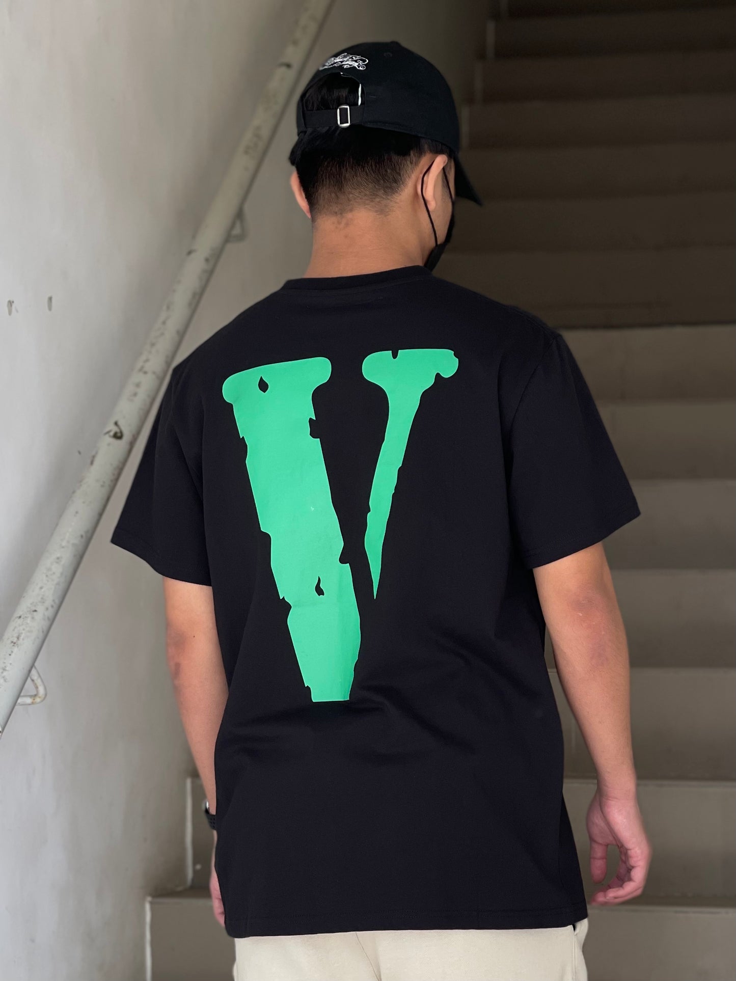 VLONE GREEN LOGO TEE