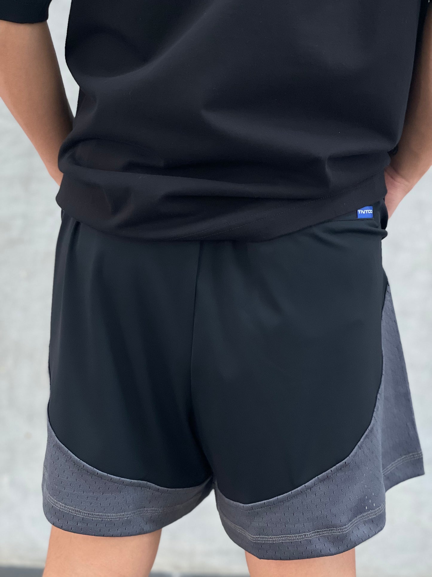 TNTCO VITAL SHORTS