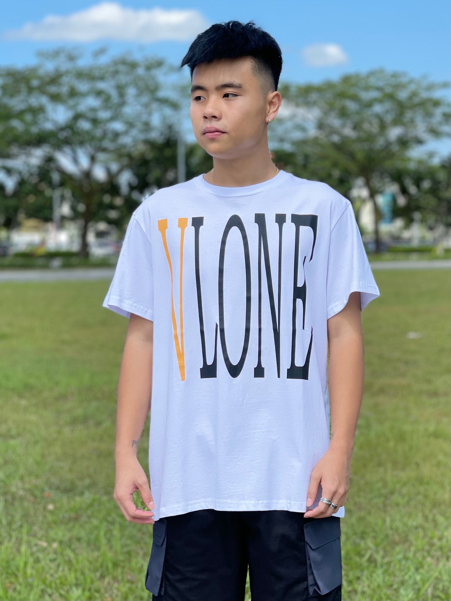 VLONE ORANGE LOGO TEE