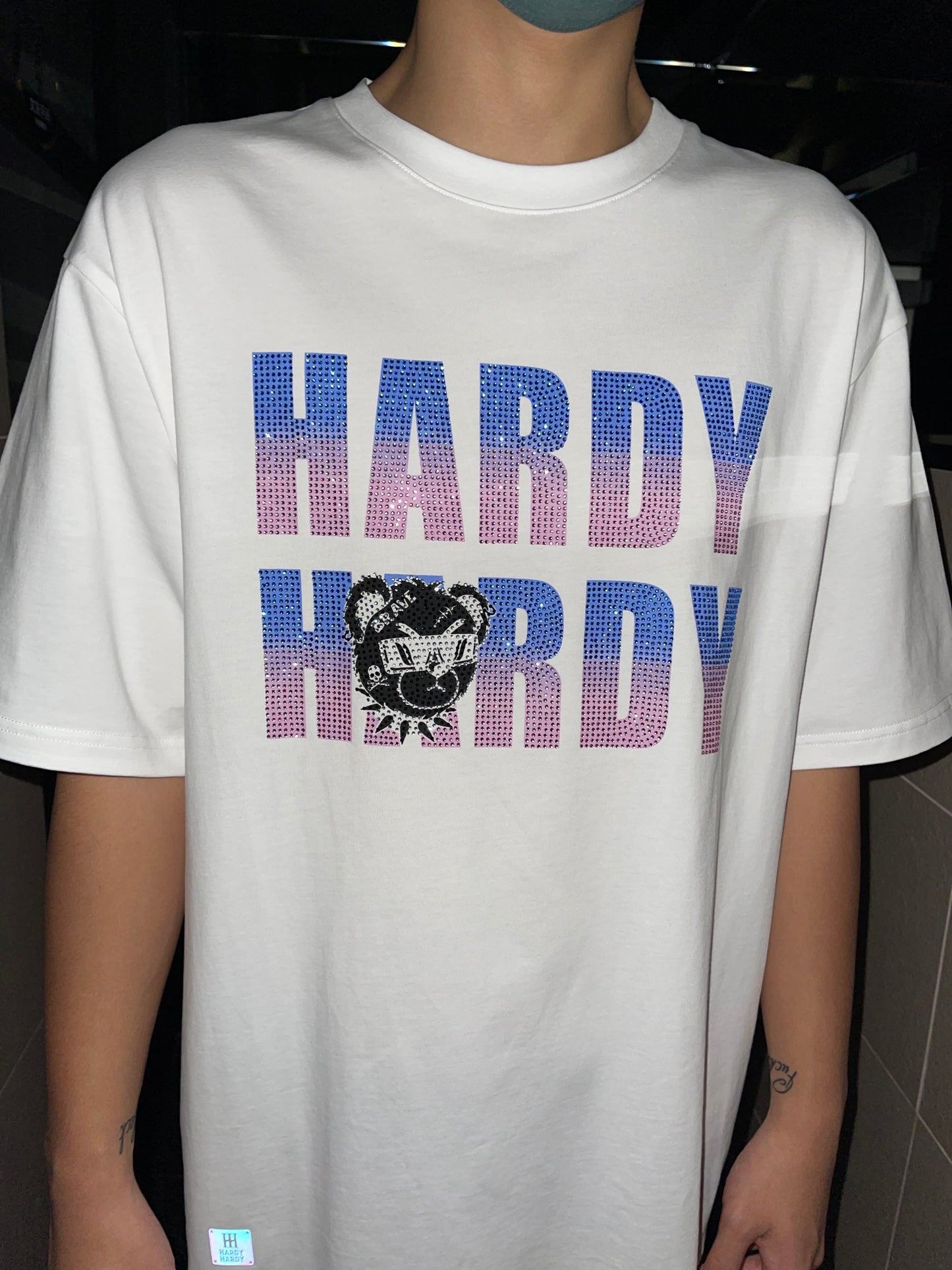 HARDY HARDY CLASSIC GRADIANT LOGO WITH BRAVE BEAR